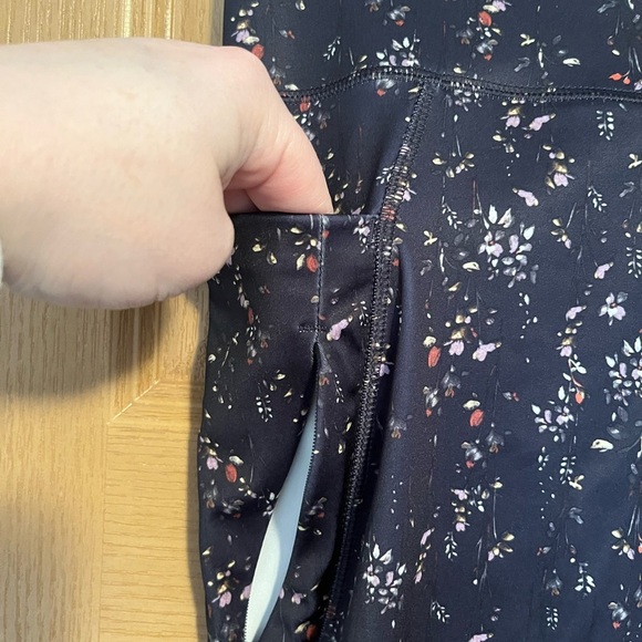 Woman’s FLX Ascent Bike Shorts - Picture 7 of 10